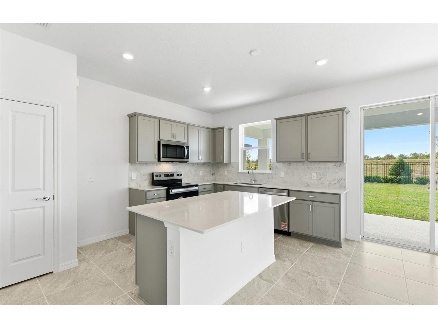 1277 Lakeridge Way Lake Alfred FL 33850 TB8462070 image2