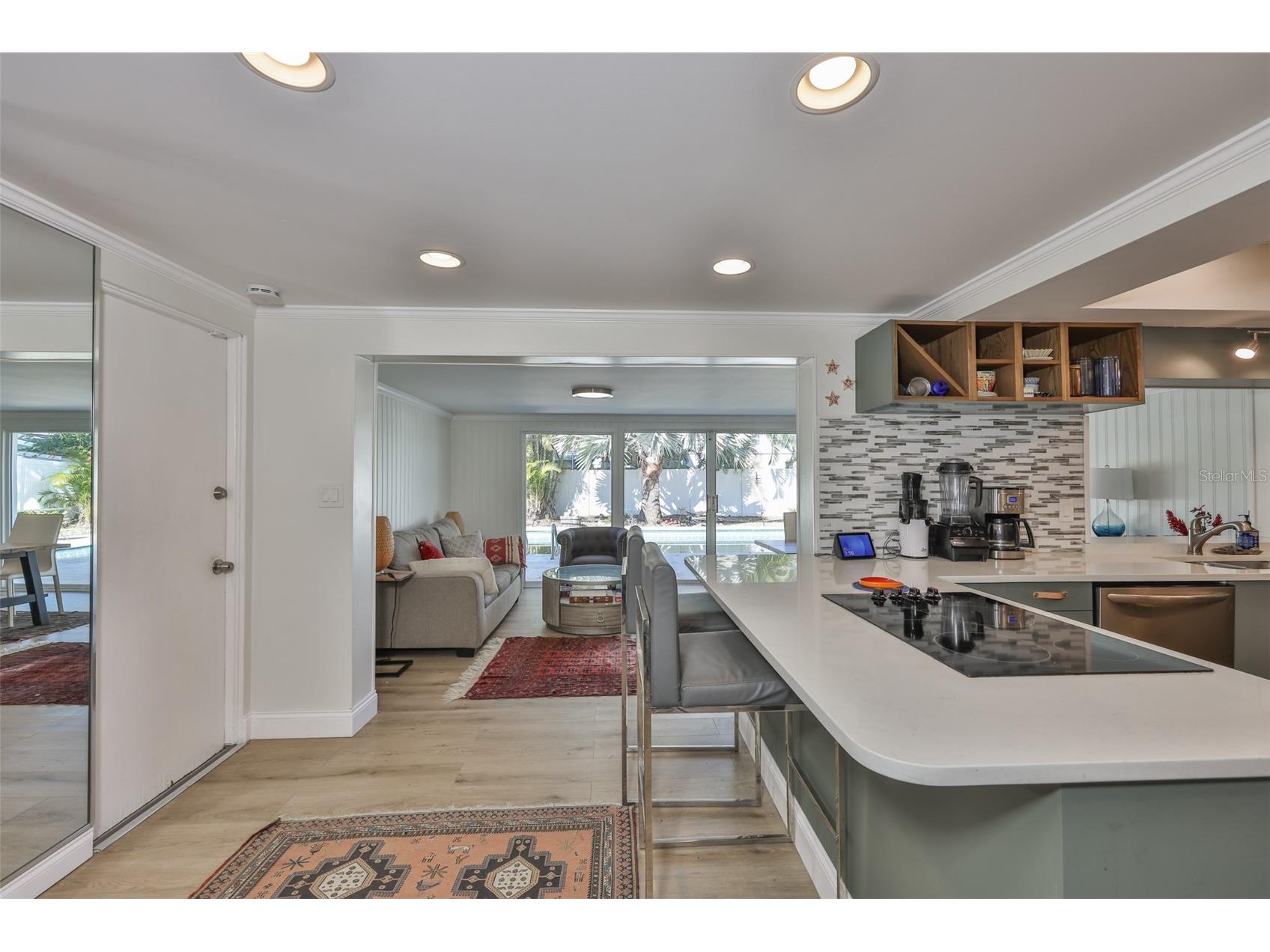 1279 86th Avenue N Saint Petersburg FL 33702 TB8461904 image13