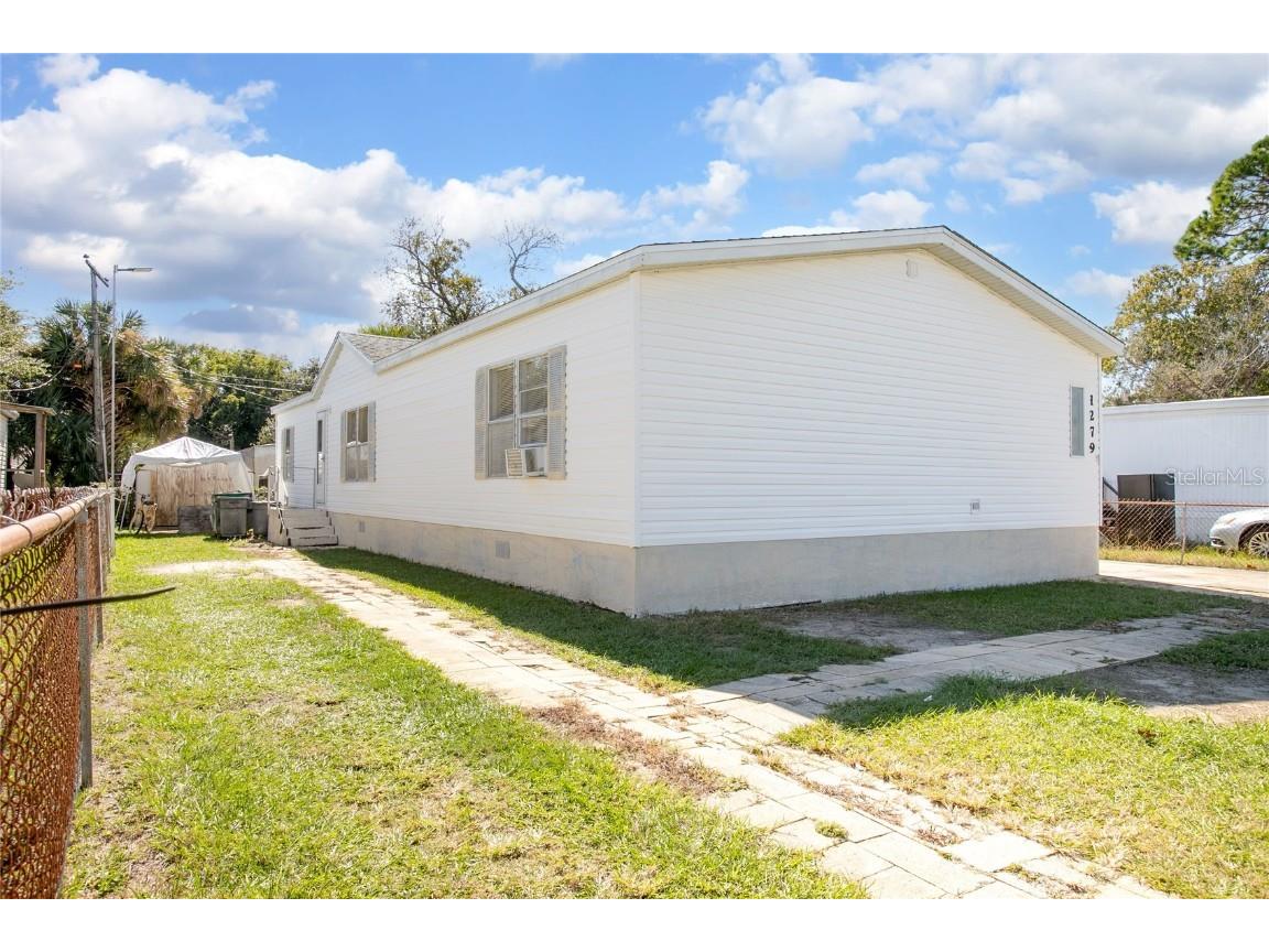 1279 Vagabond Drive Port Orange FL 32127 V4945604 image1