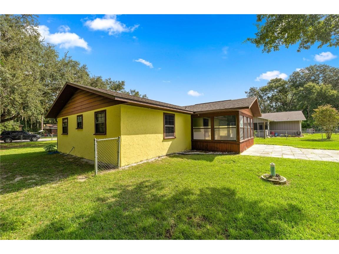 12798 SE 122nd Place Ocklawaha FL 32179 OM709387 image4