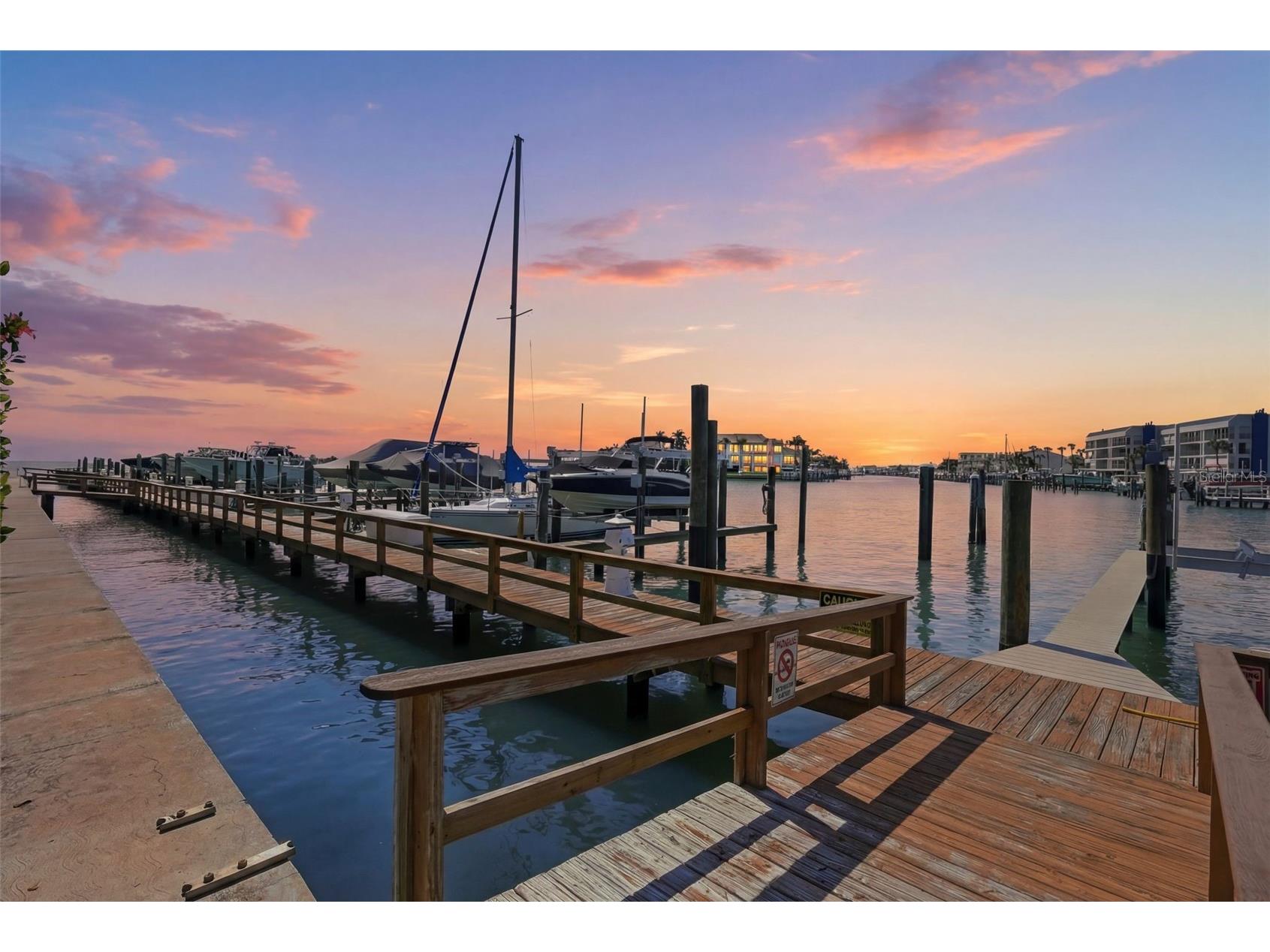 128 1st Street E. #102 Tierra Verde FL 33715 - TAMPA BAY TB8481767 image3