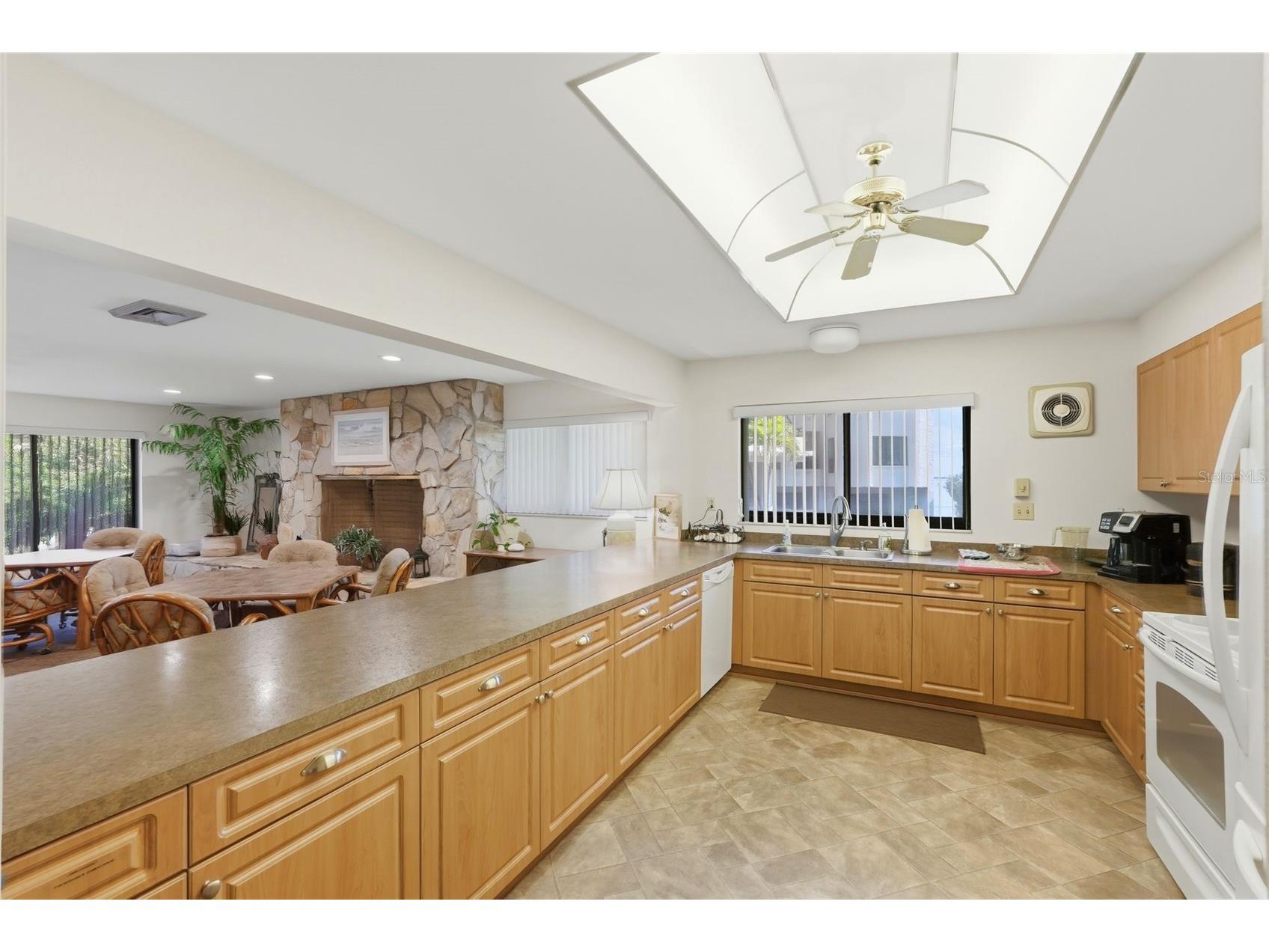 128 1st Street E. #102 Tierra Verde FL 33715 - TAMPA BAY TB8481767 image62