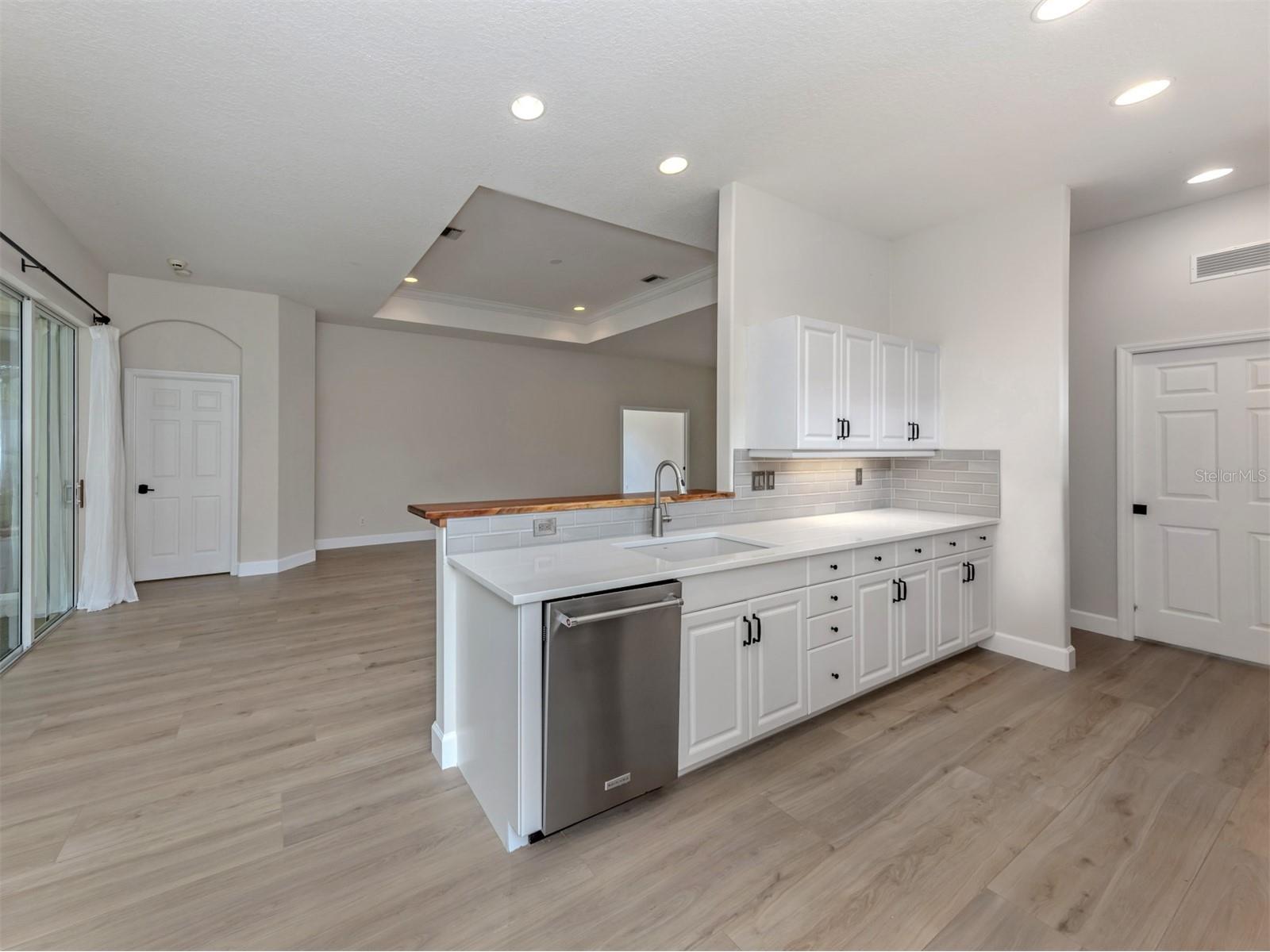 128 Amora Avenue Venice FL 34285 N6144437 image7