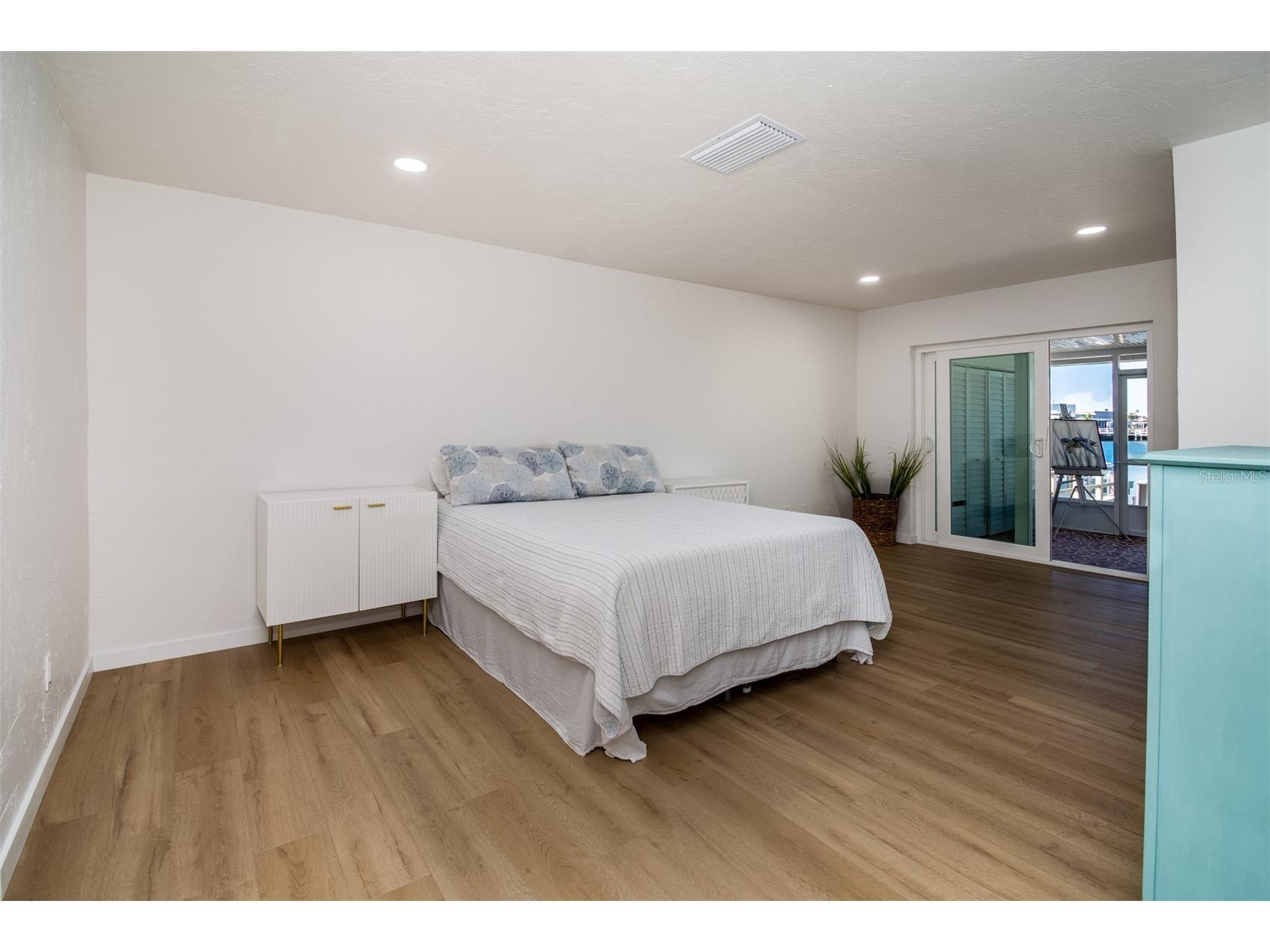 128 Boca Ciega Point Boulevard N Saint Petersburg FL 33708 TB8466956 image14