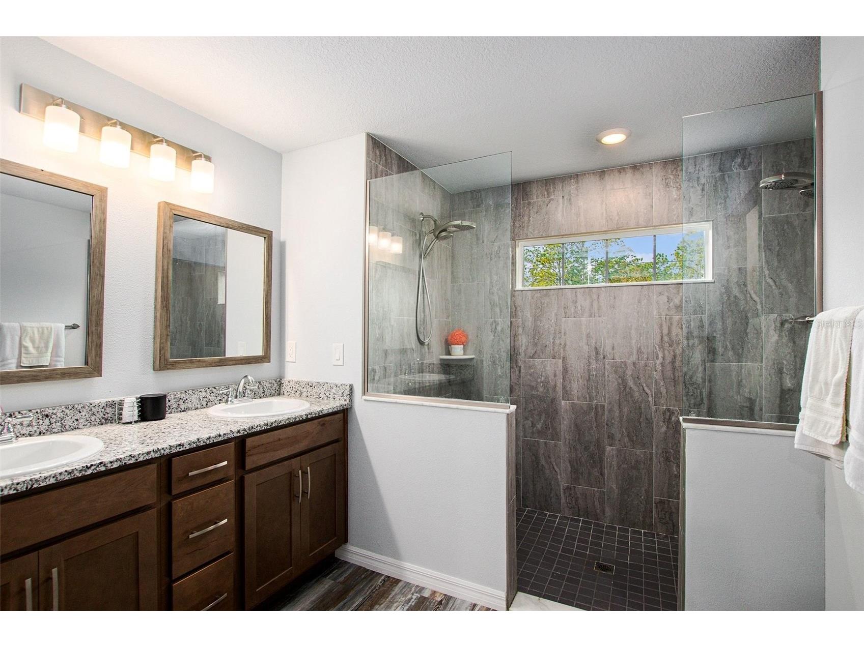 128 Cypress Boulevard E Homosassa FL 34446 TB8468646 image15