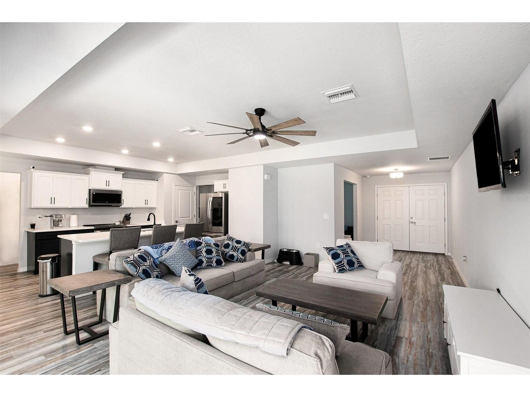 128 Cypress Boulevard E Homosassa FL 34446 TB8468646 image4