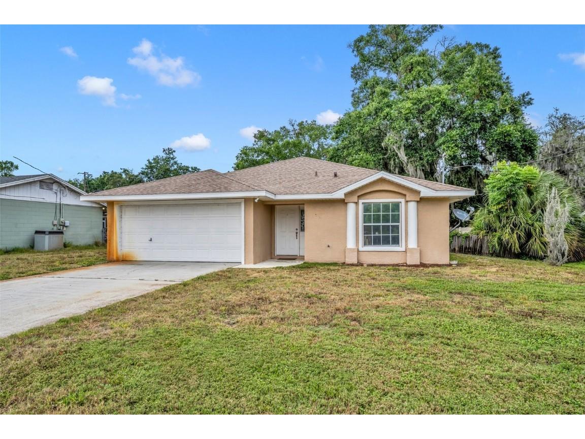 128 Debary Drive Debary FL 32713 V4936266 image1