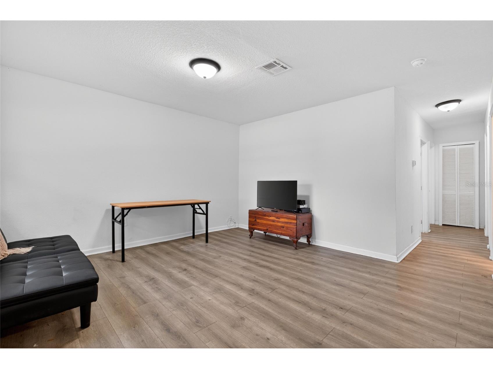 128 E 145th Avenue Tampa FL 33613 TB8512503 image5