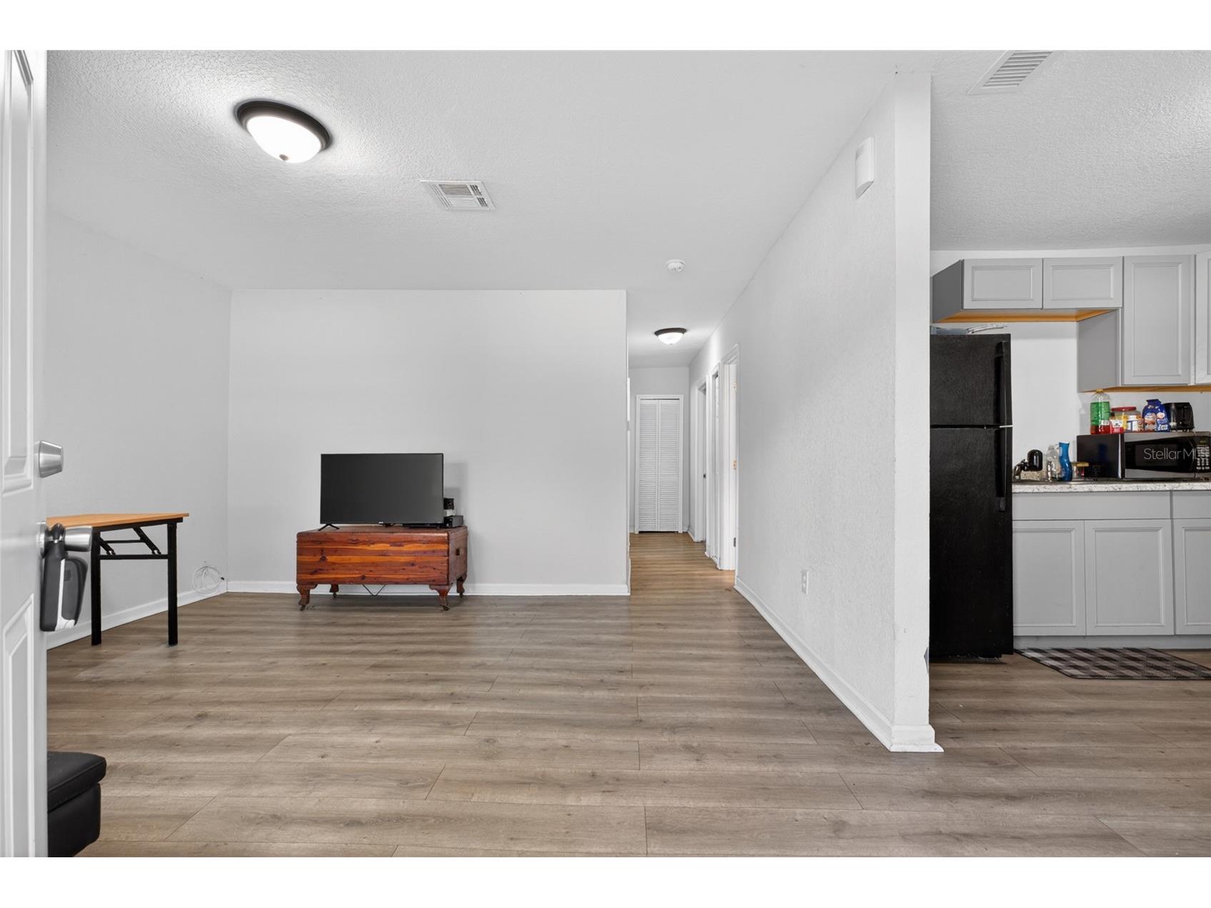 128 E 145th Avenue Tampa FL 33613 TB8512503 image6