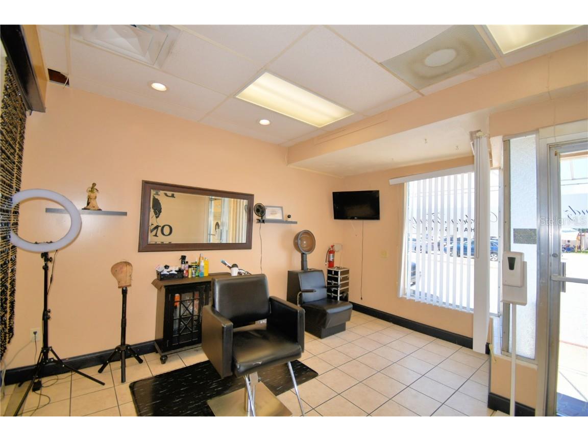 128 E Orange Avenue Lake Wales FL 33853 O6330839 image3