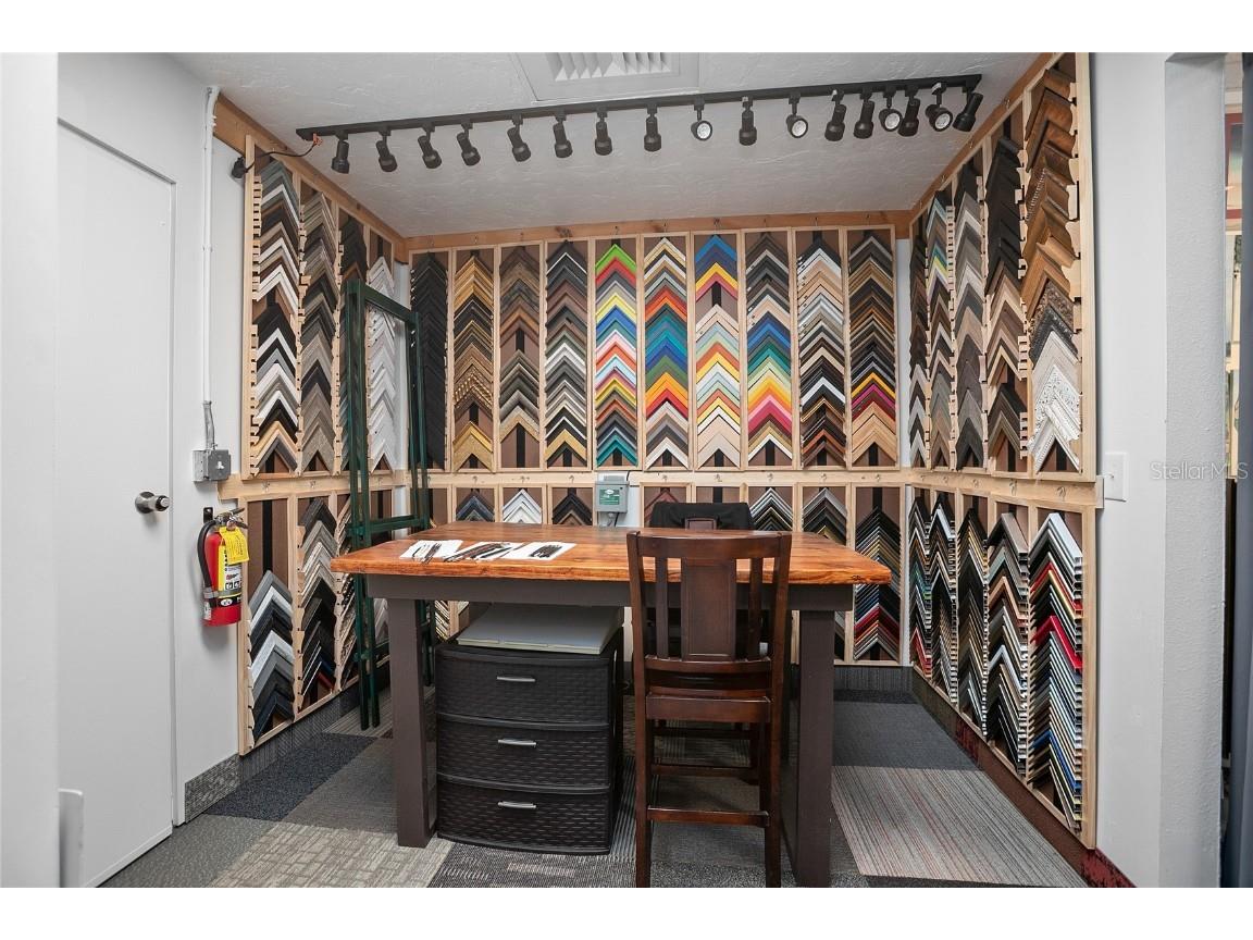 128 E Rich Avenue Deland FL 32724 V4946191 image16