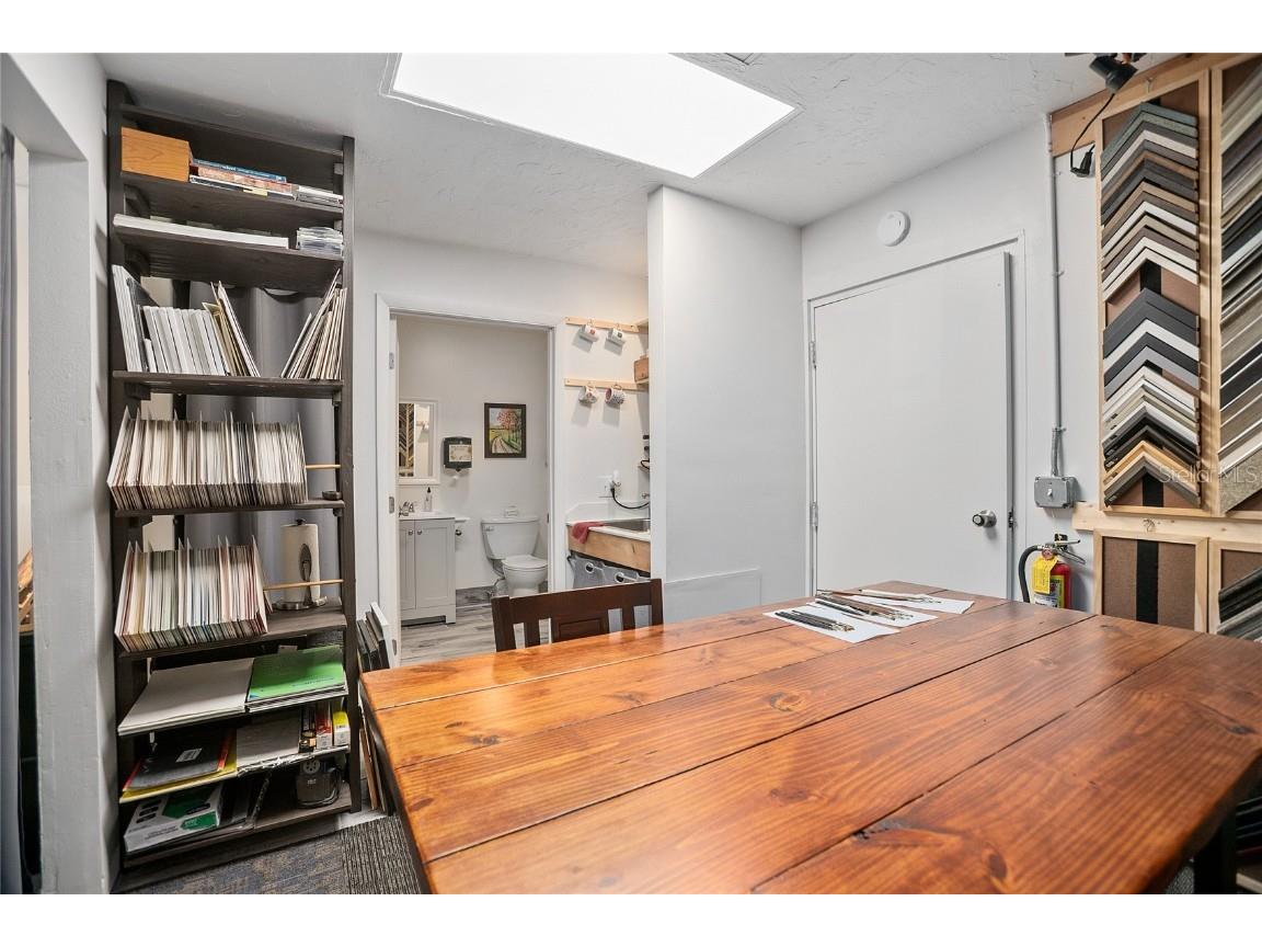 128 E Rich Avenue Deland FL 32724 V4946191 image18