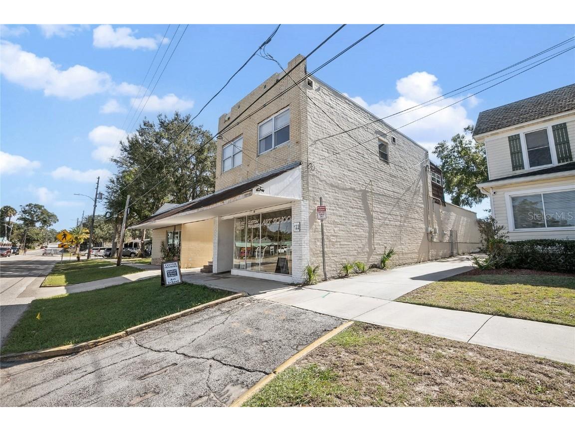 128 E Rich Avenue Deland FL 32724 V4946191 image5