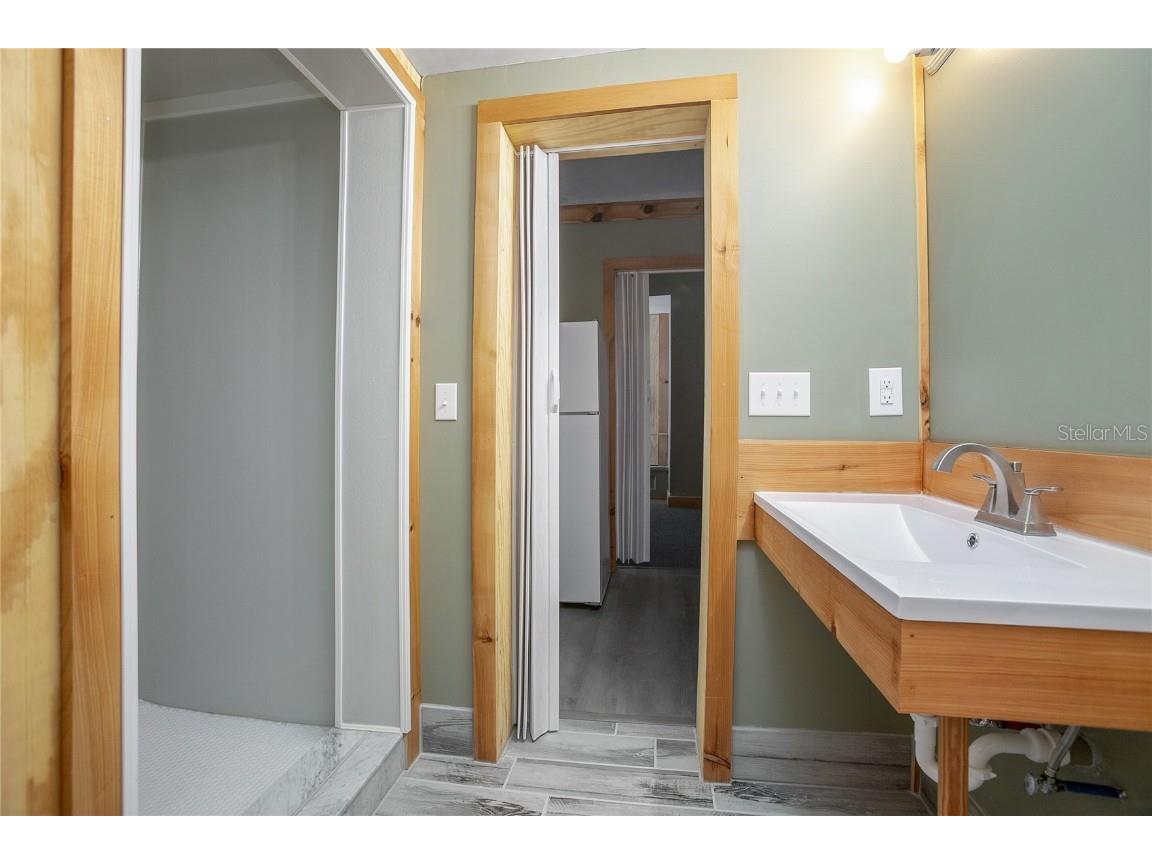 128 E Rich Avenue Deland FL 32724 V4946191 image50