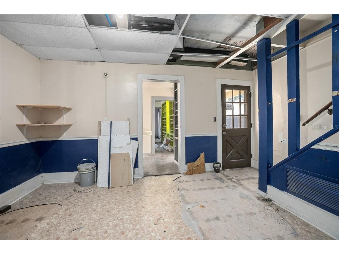 128 E Rich Avenue Deland FL 32724 V4946191 image55