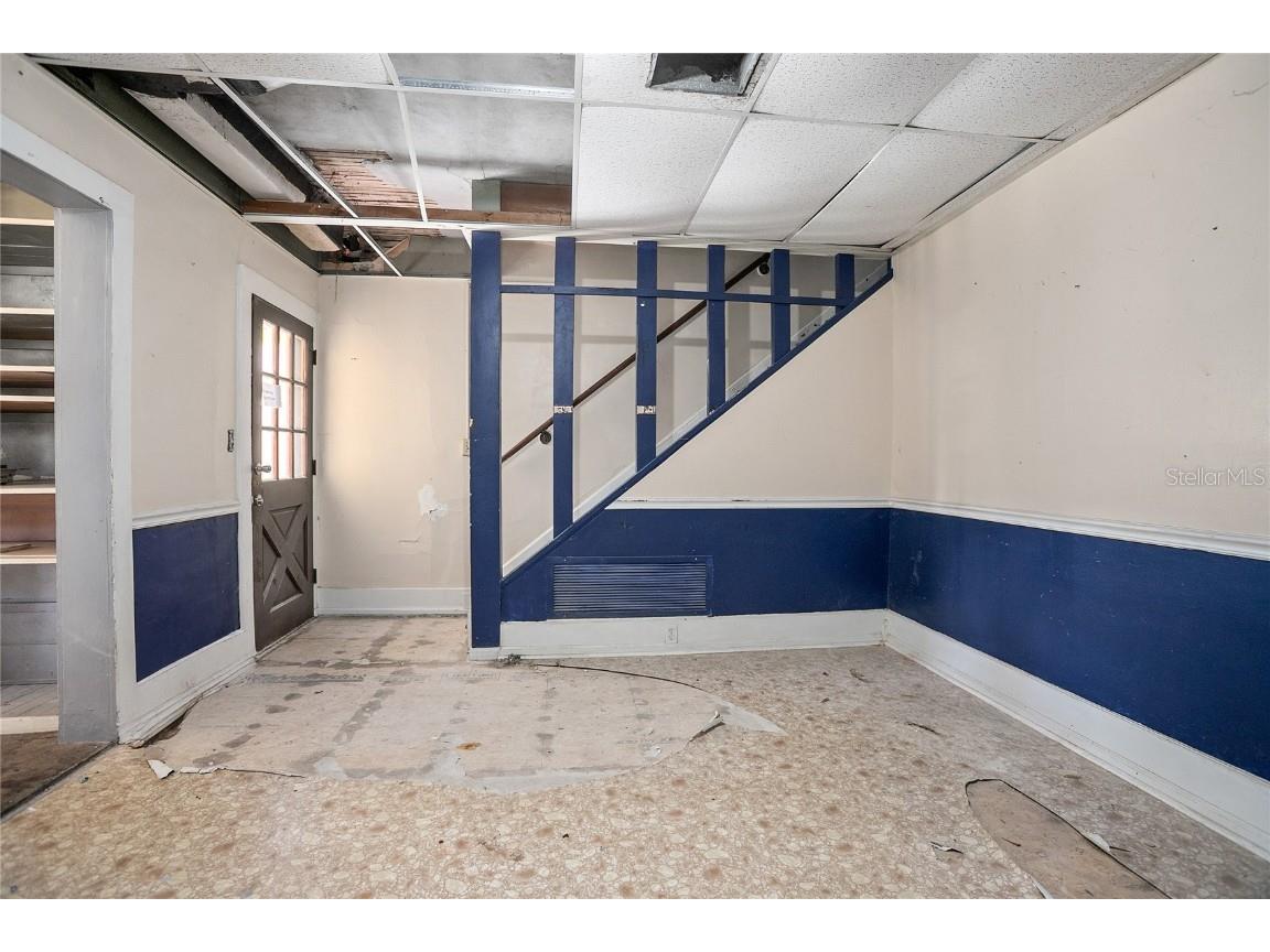 128 E Rich Avenue Deland FL 32724 V4946191 image56