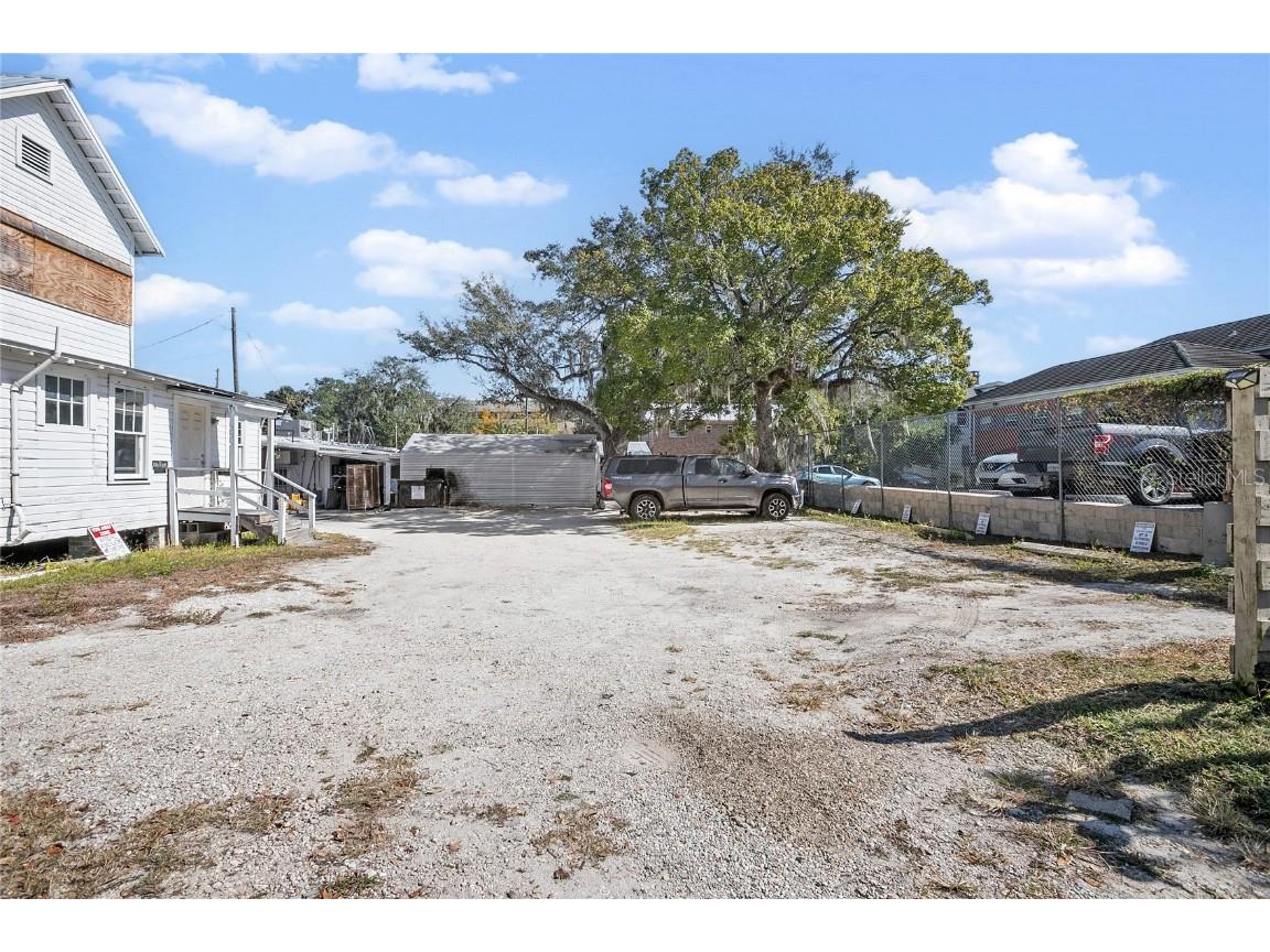 128 E Rich Avenue Deland FL 32724 V4946191 image63