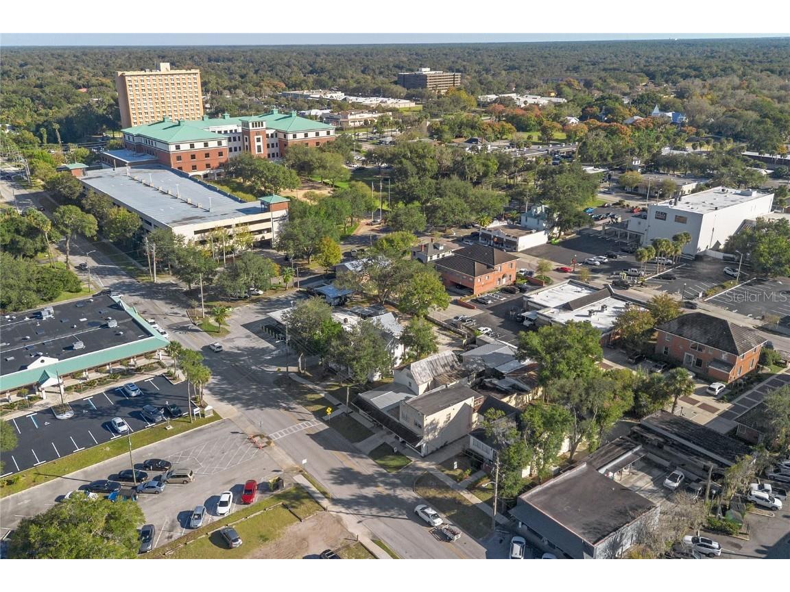 128 E Rich Avenue Deland FL 32724 V4946191 image68