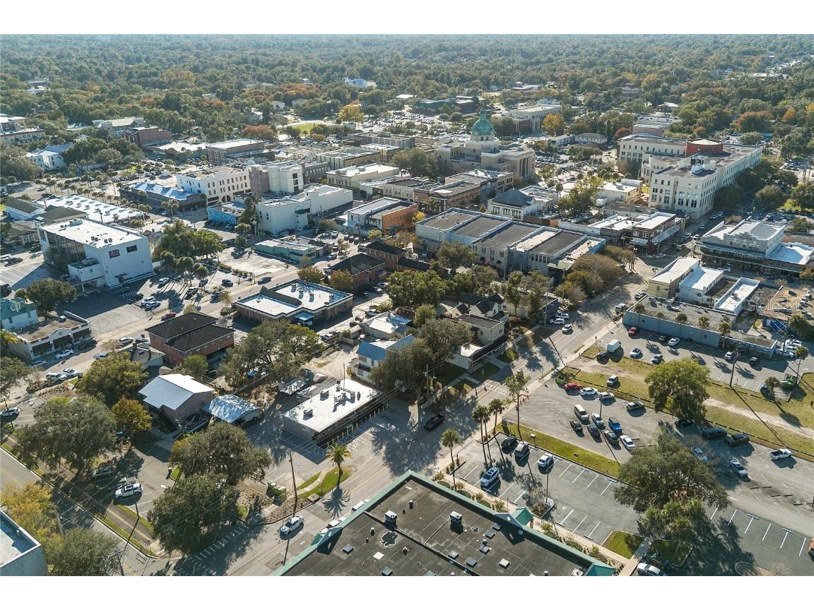 128 E Rich Avenue Deland FL 32724 V4946191 image69