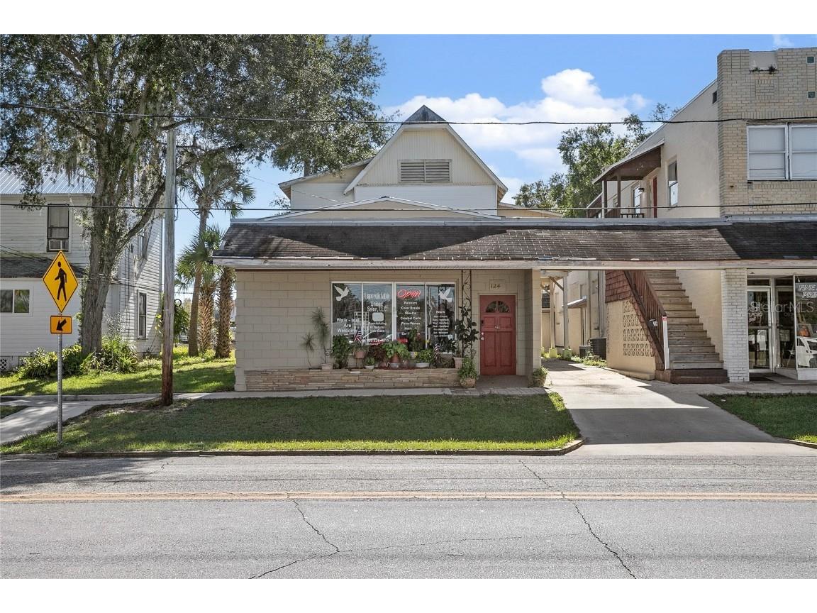 128 E Rich Avenue Deland FL 32724 V4946191 image7