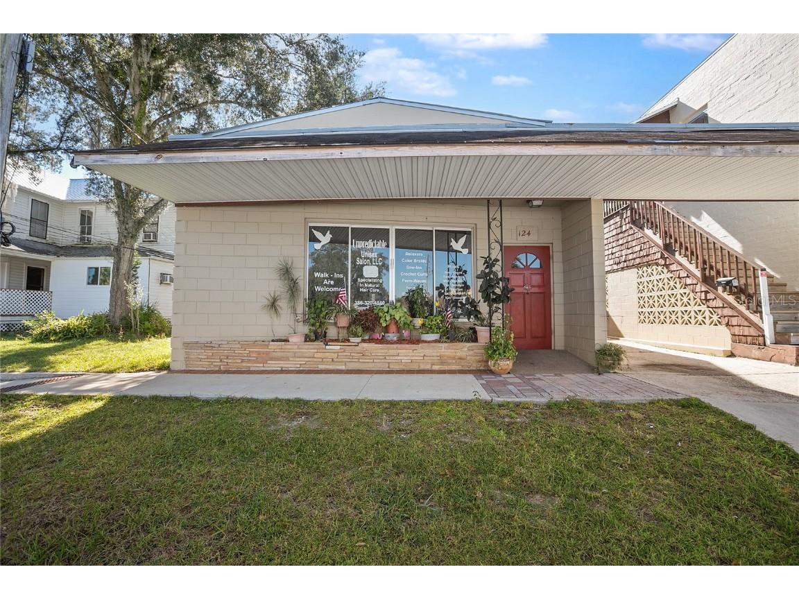 128 E Rich Avenue Deland FL 32724 V4946191 image8