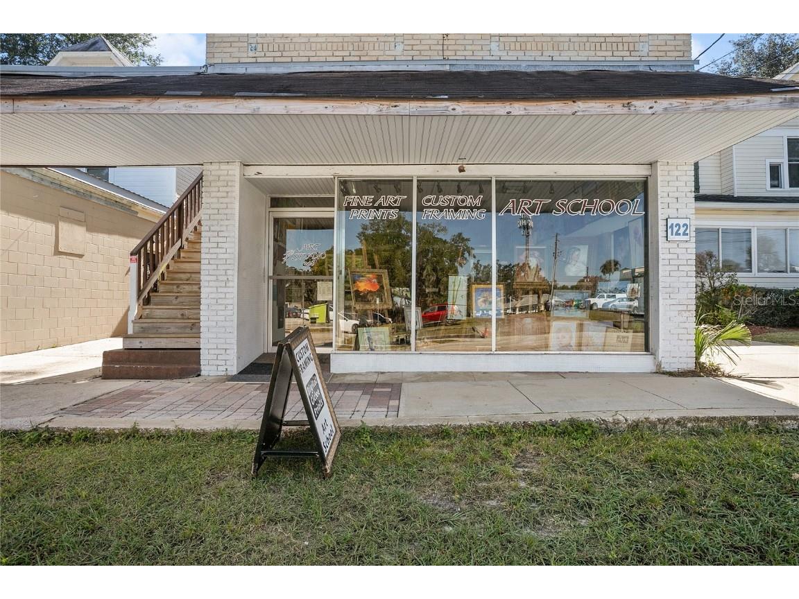 128 E Rich Avenue Deland FL 32724 V4946191 image9