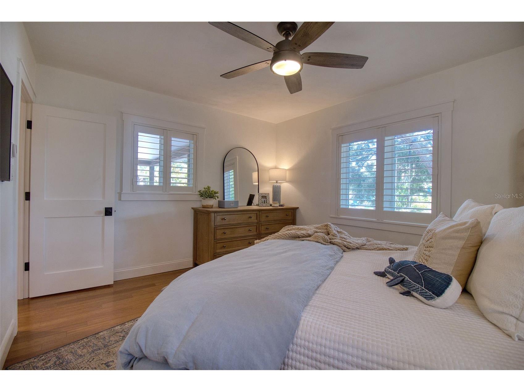 128 Edgewater Terrace Dunedin FL 34698 TB8512944 image10