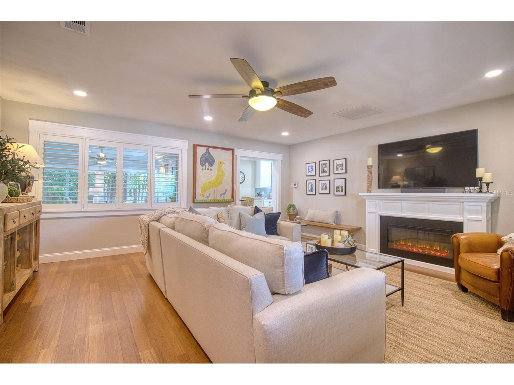 128 Edgewater Terrace Dunedin FL 34698 TB8512944 image8