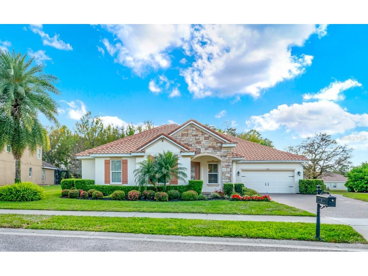 128 Enclave Avenue Deland FL 32724 V4941572 image1