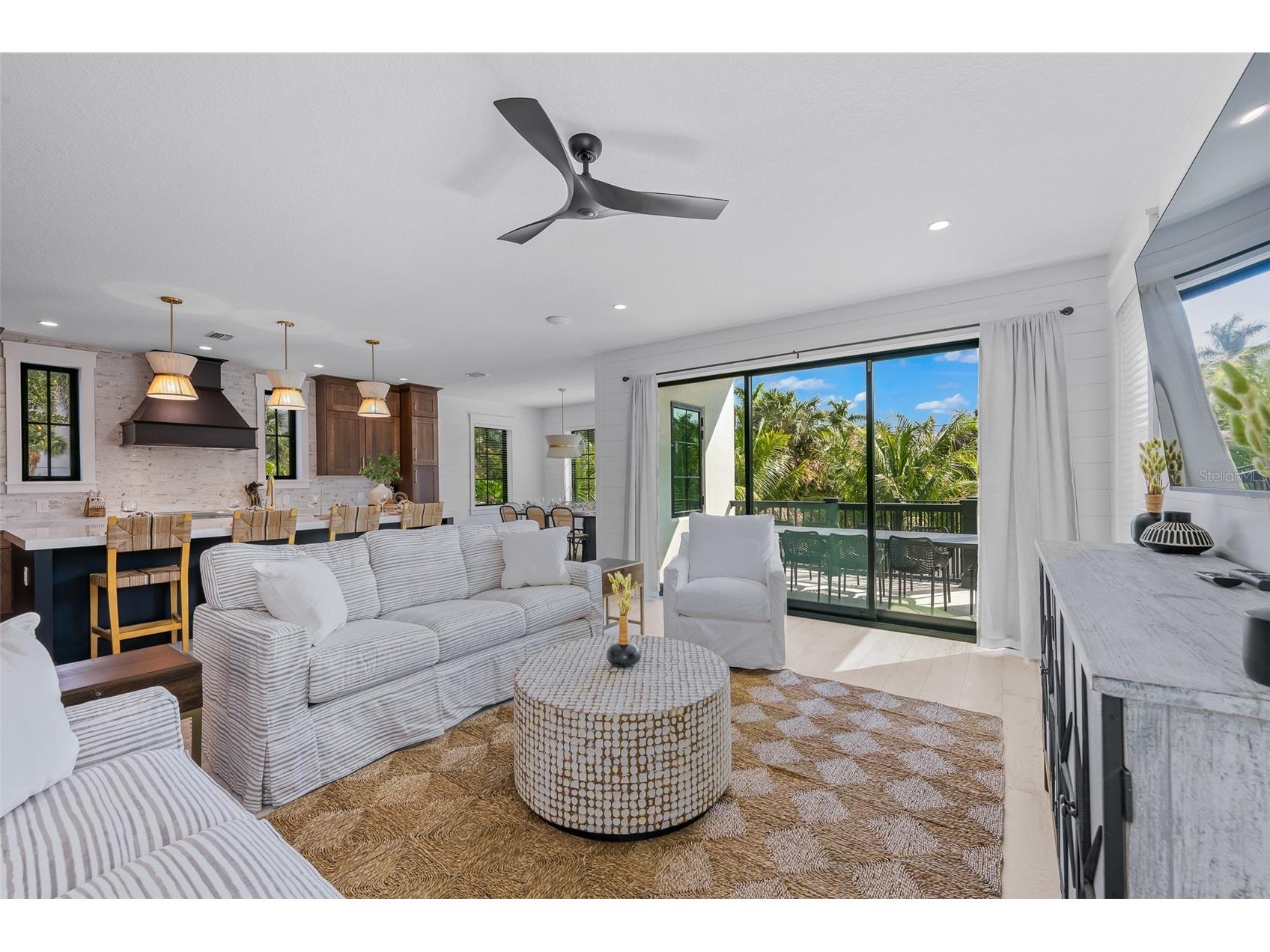 128 Fillmore Drive Sarasota FL 34236 A4686935 image14