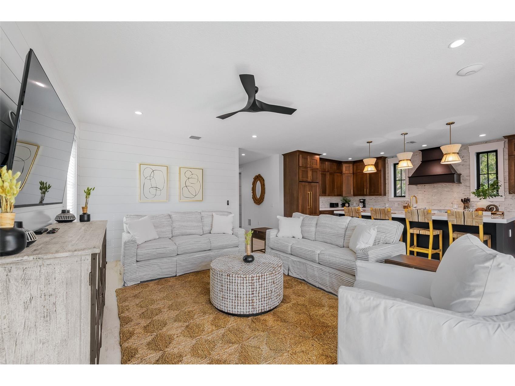 128 Fillmore Drive Sarasota FL 34236 A4686935 image15