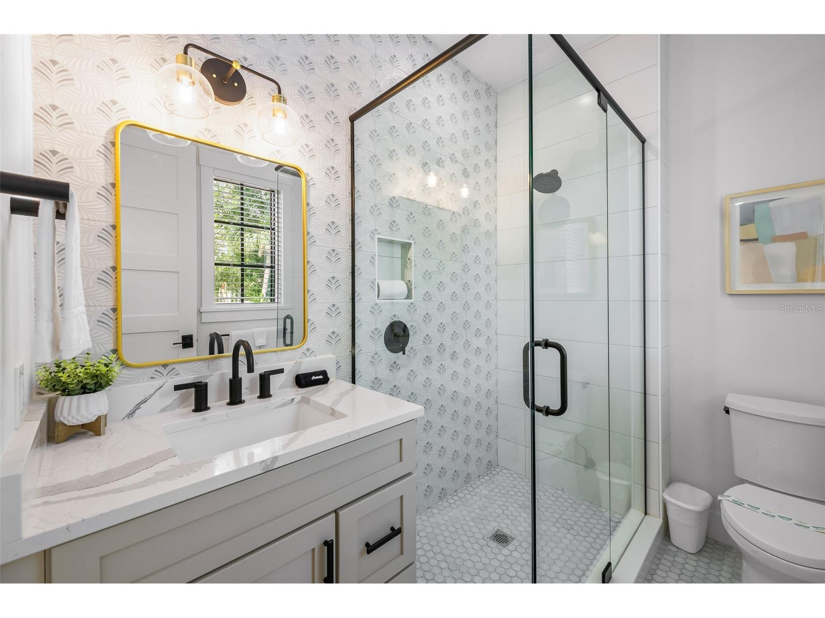128 Fillmore Drive Sarasota FL 34236 A4686935 image24