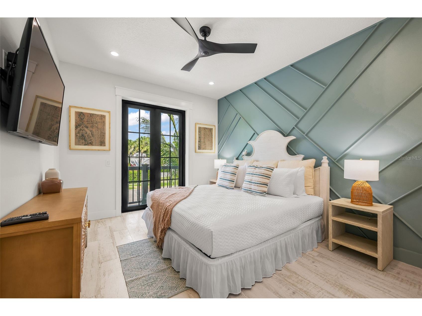 128 Fillmore Drive Sarasota FL 34236 A4686935 image25