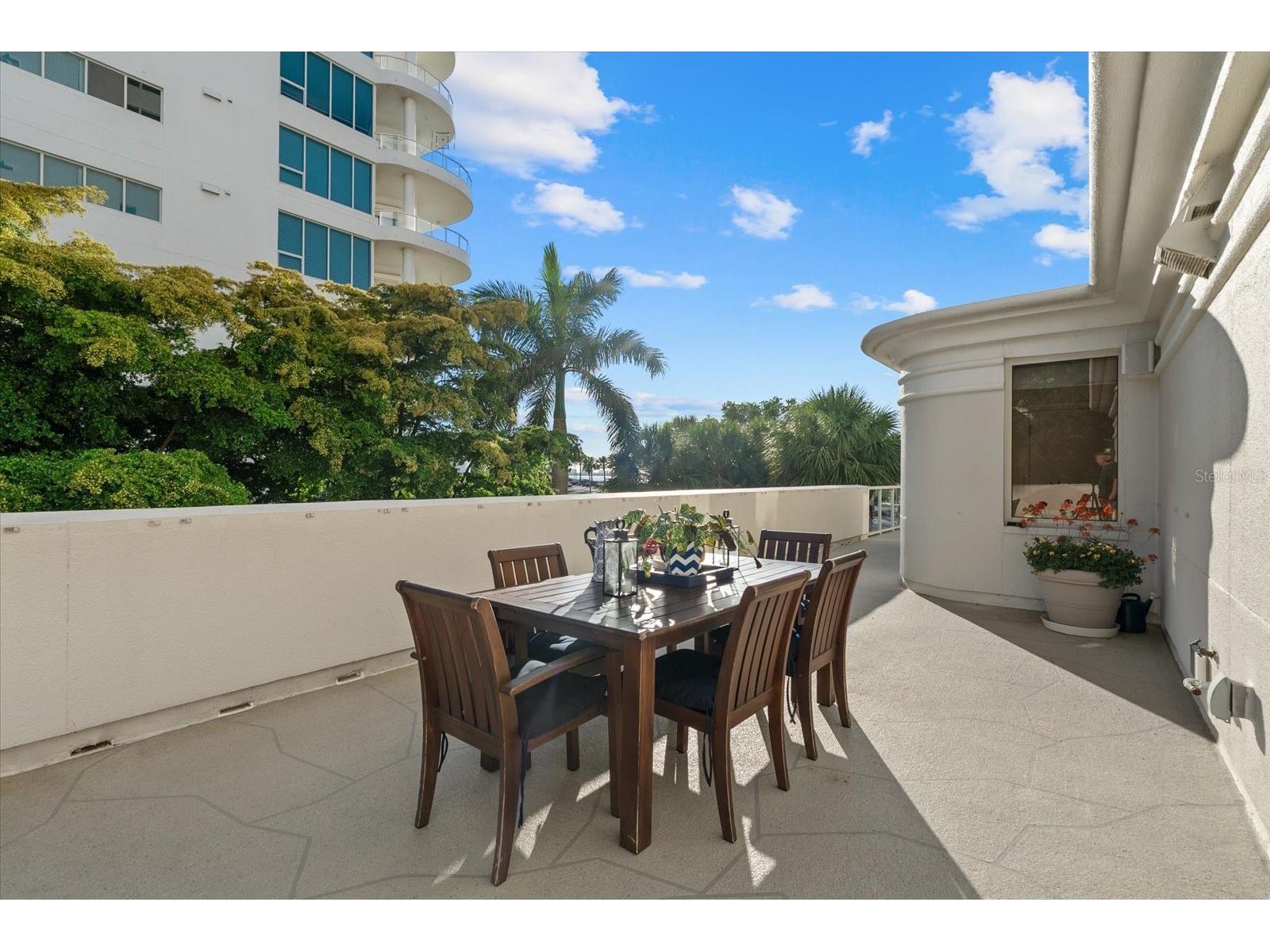 128 Golden Gate Point #202A Sarasota FL 34236 - SARASOTA BAY A4691688 image32