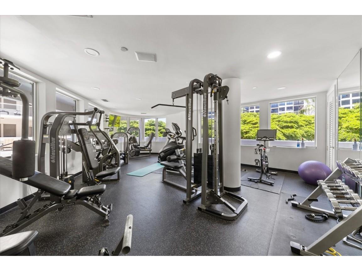 128 Golden Gate Point #301B Sarasota FL 34236 A4662515 image31