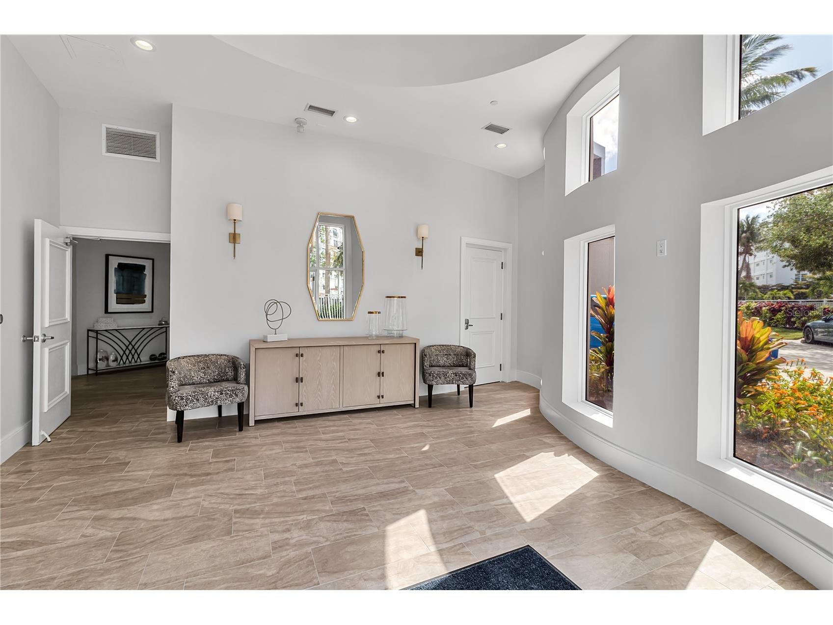 128 Golden Gate Point #301B Sarasota FL 34236 A4662515 image42