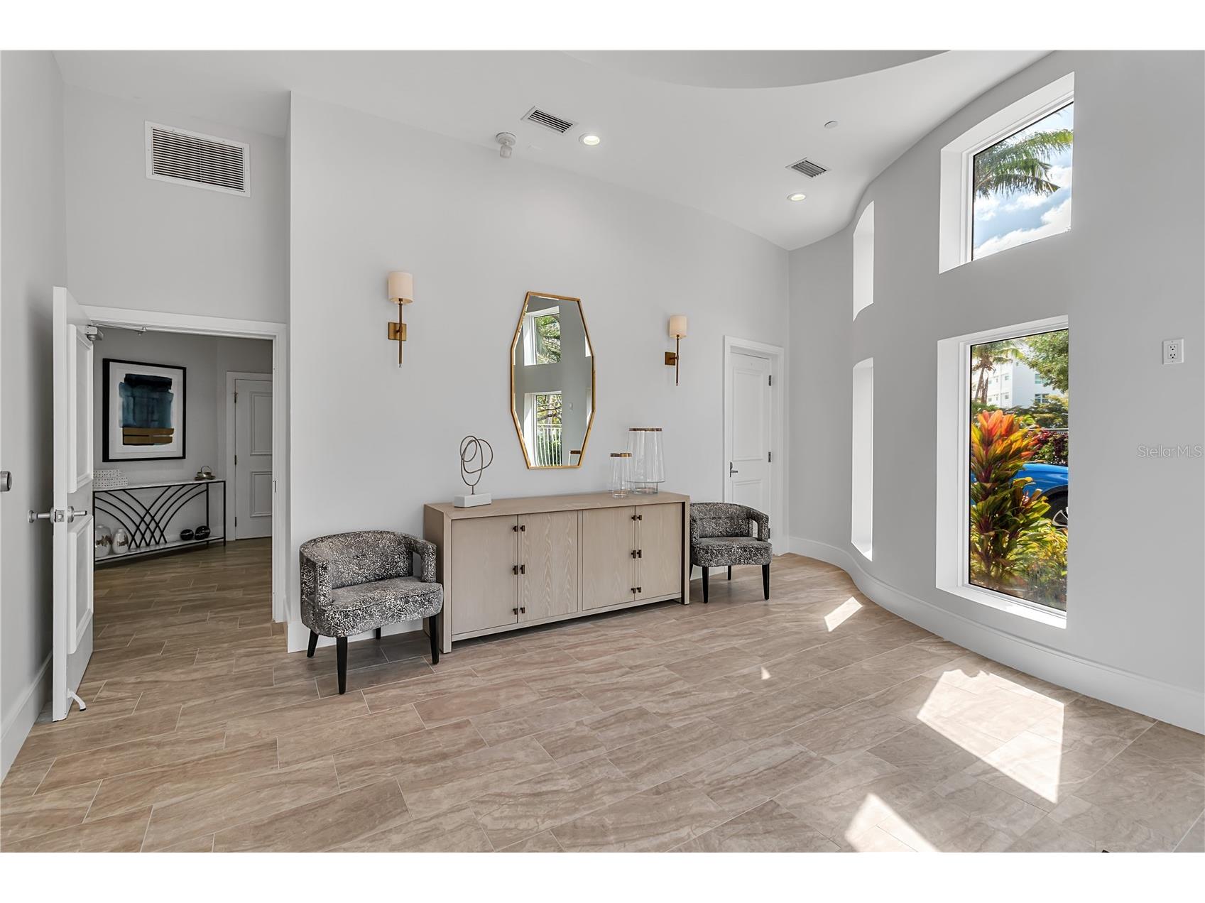 128 Golden Gate Point #301B Sarasota FL 34236 A4662515 image43