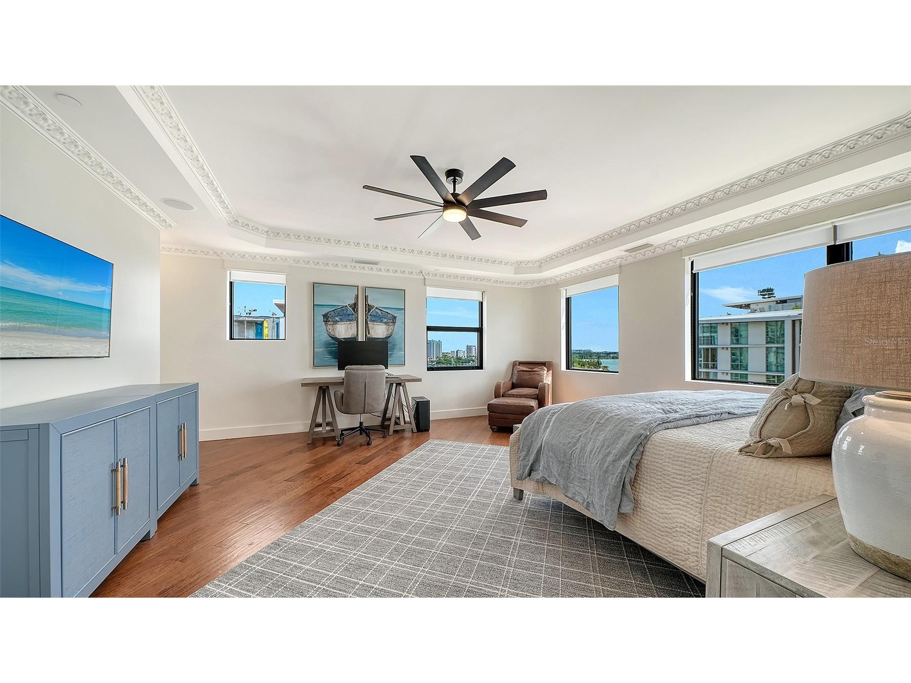 128 Golden Gate Point #901/1001 Sarasota FL 34236 A4687889 image19