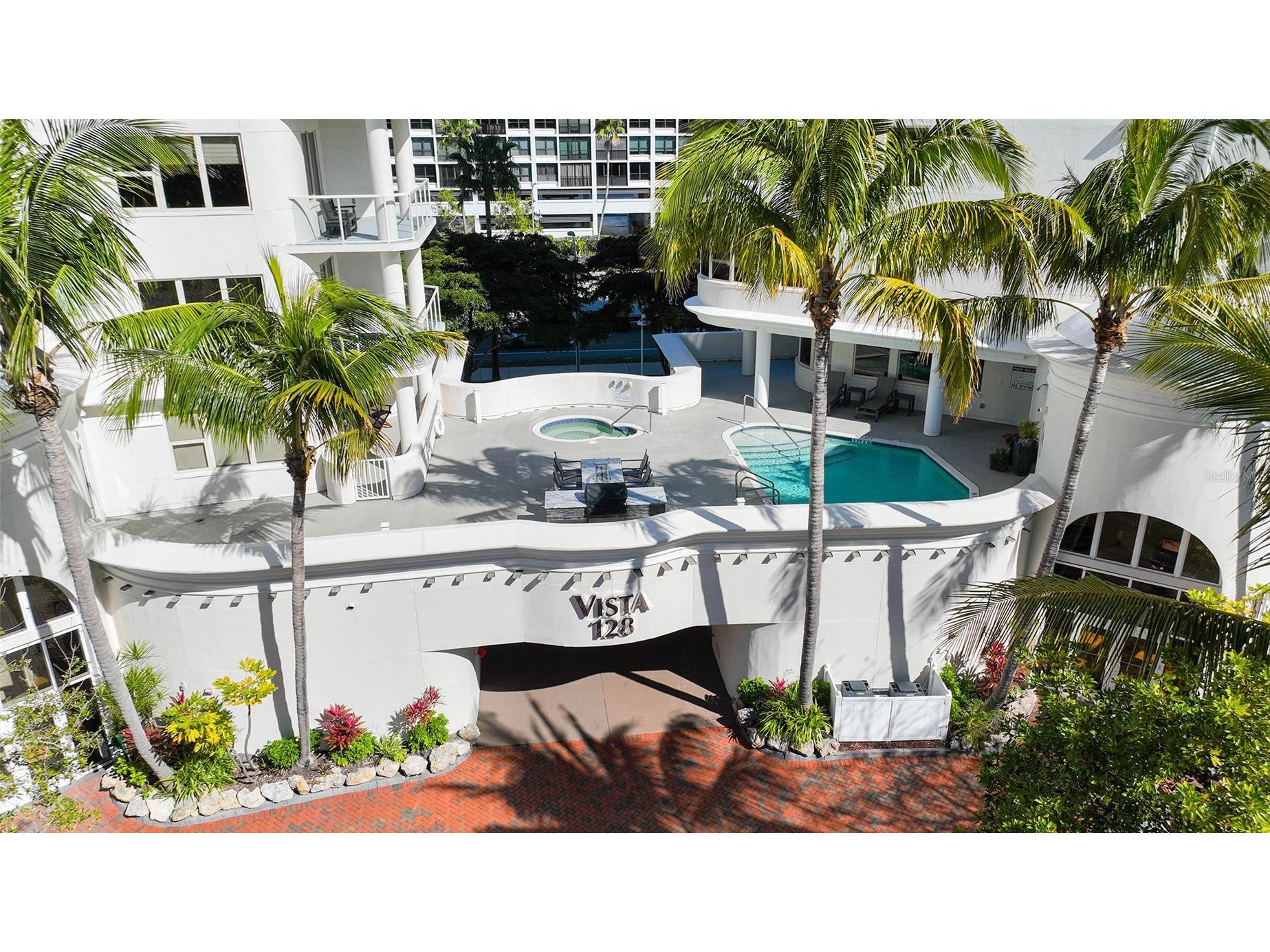 128 Golden Gate Point #901/1001 Sarasota FL 34236 A4687889 image44