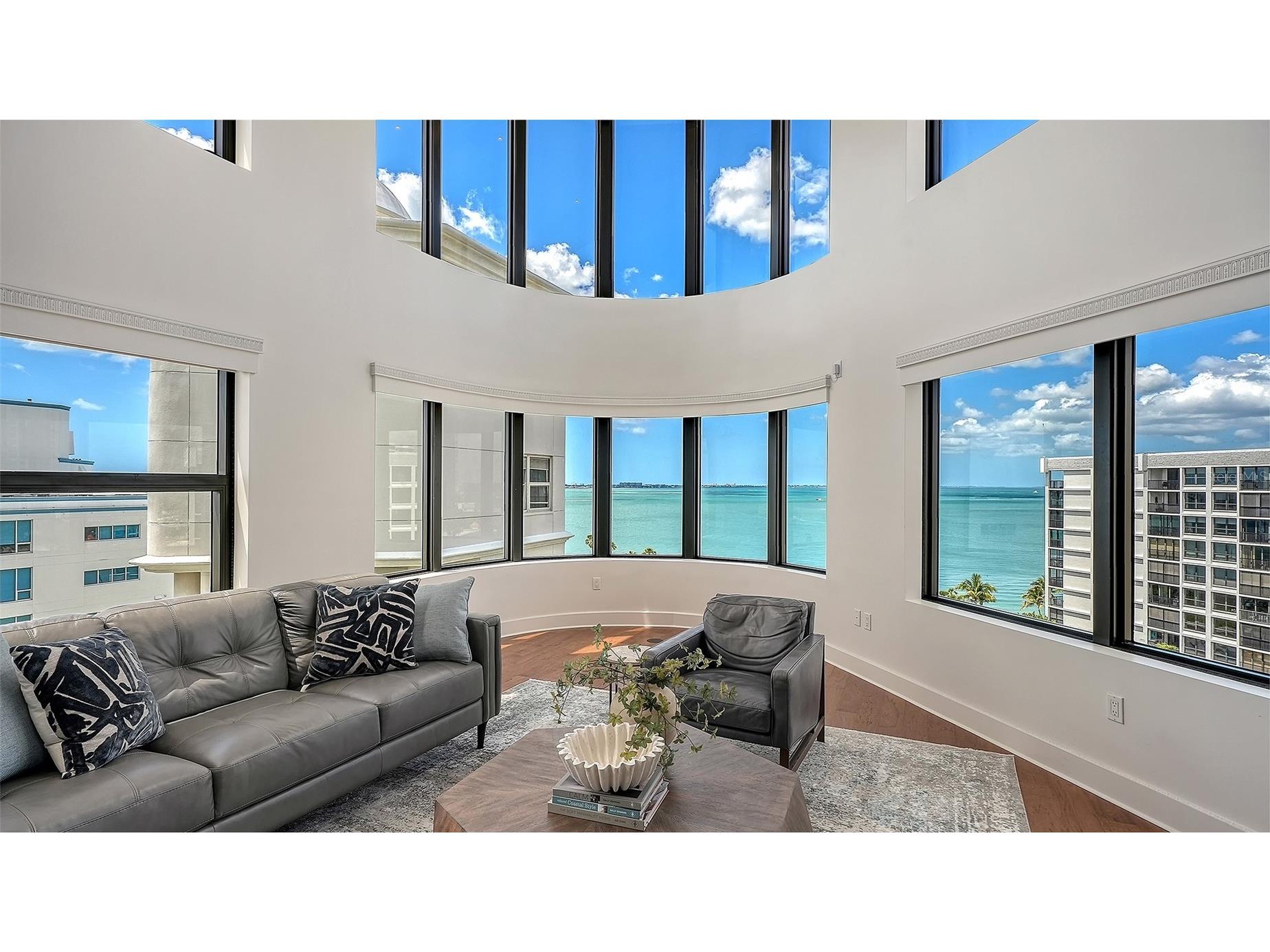 128 Golden Gate Point #901/1001 Sarasota FL 34236 A4687889 image9