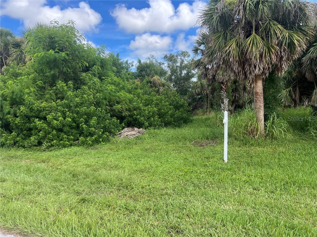 128 Kings Dr Rotonda West FL 33947 C7513192 image3