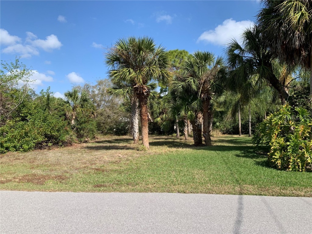 128 Kings Drive Rotonda West FL 33947 D6135535 image1