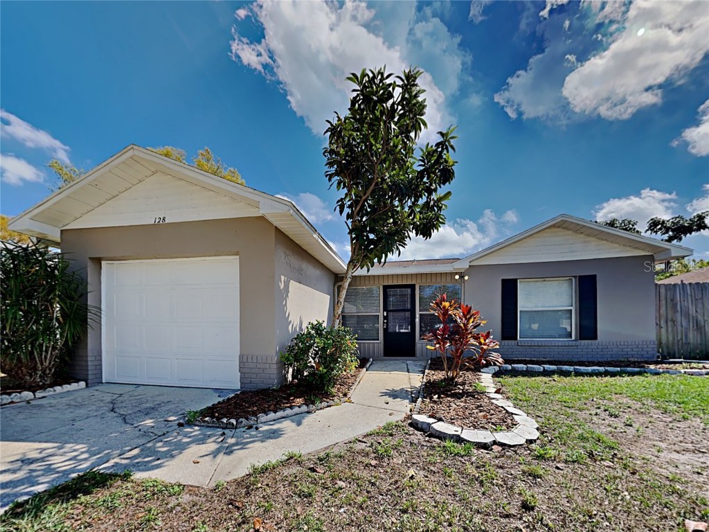128 Kings Pond Avenue Winter Haven FL 33880 T3436009 image1