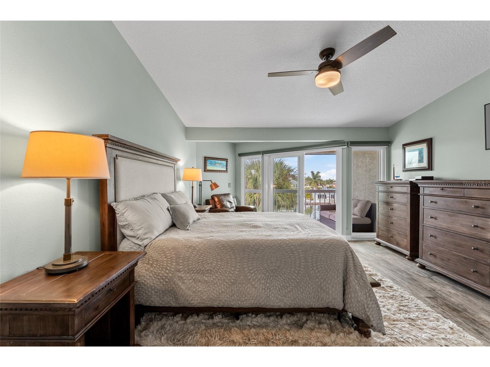 128 Marcdale Boulevard Indian Rocks Beach FL 33785 - INTRACOASTAL WATERWAY TB8465709 image39