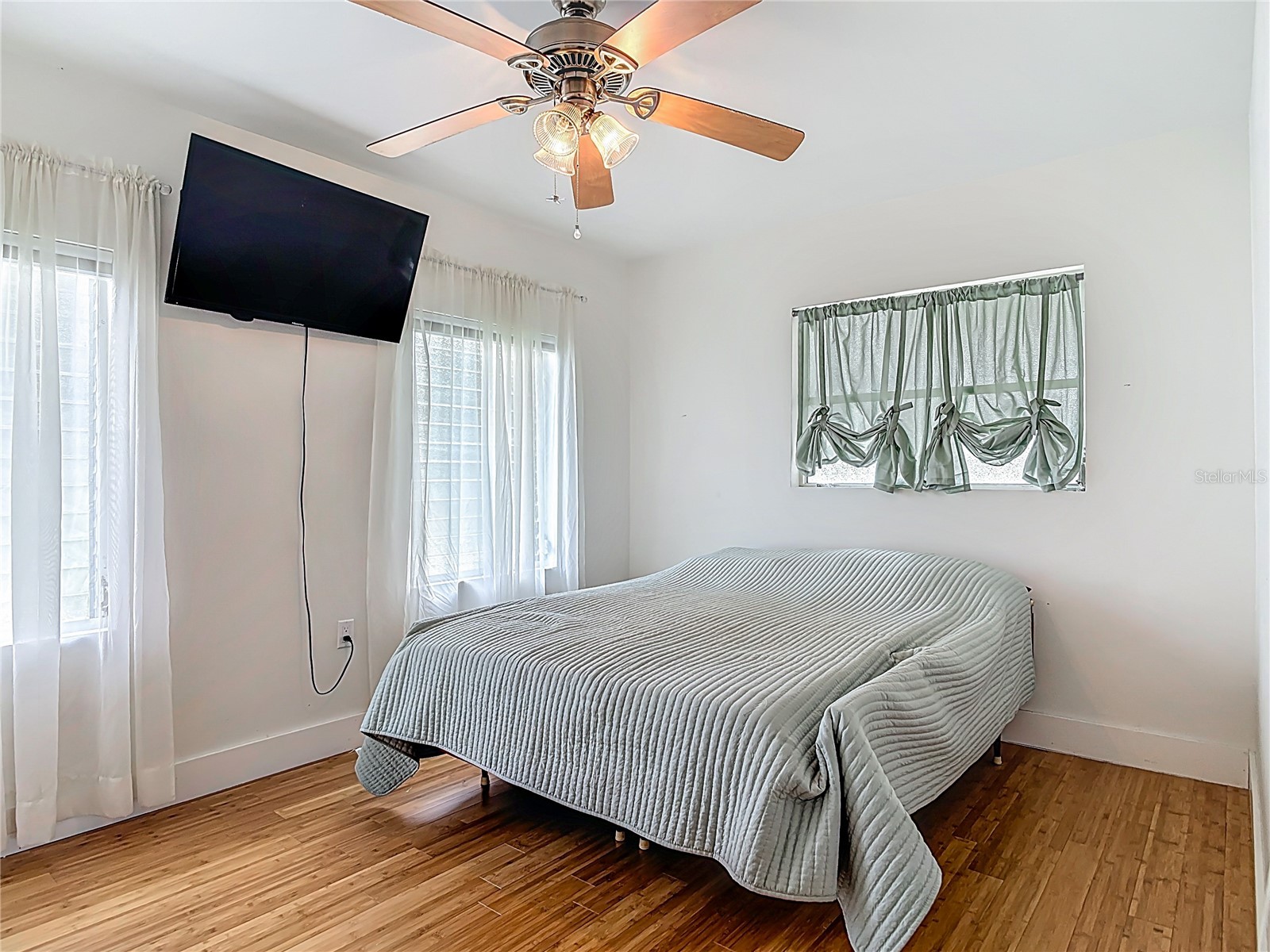 128 N Lakeview Drive Lake Helen FL 32744 V4943544 image38