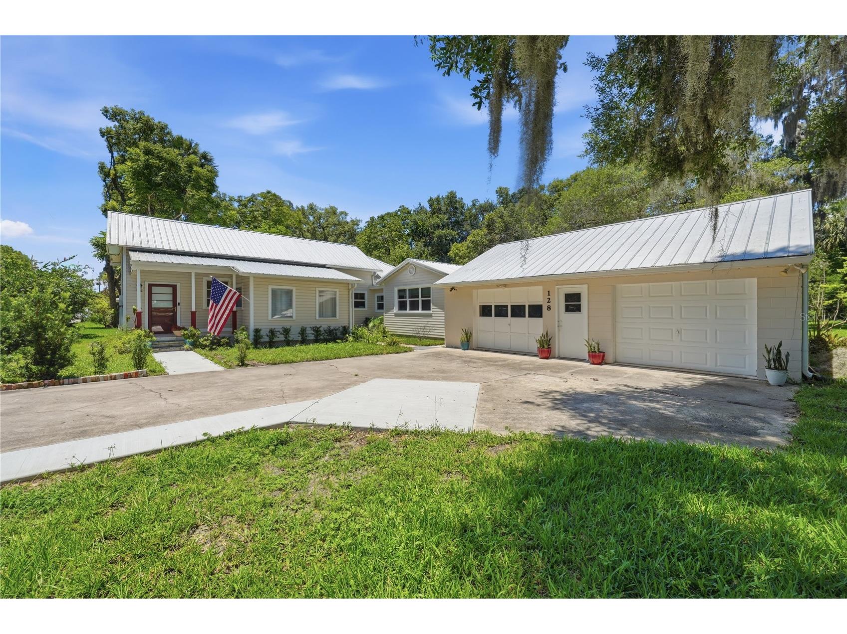 128 N Lakeview Drive Lake Helen FL 32744 V4949744 image26