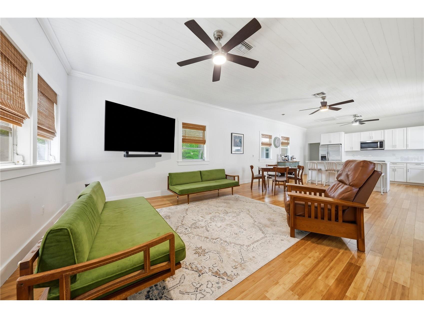 128 N Lakeview Drive Lake Helen FL 32744 V4949744 image5
