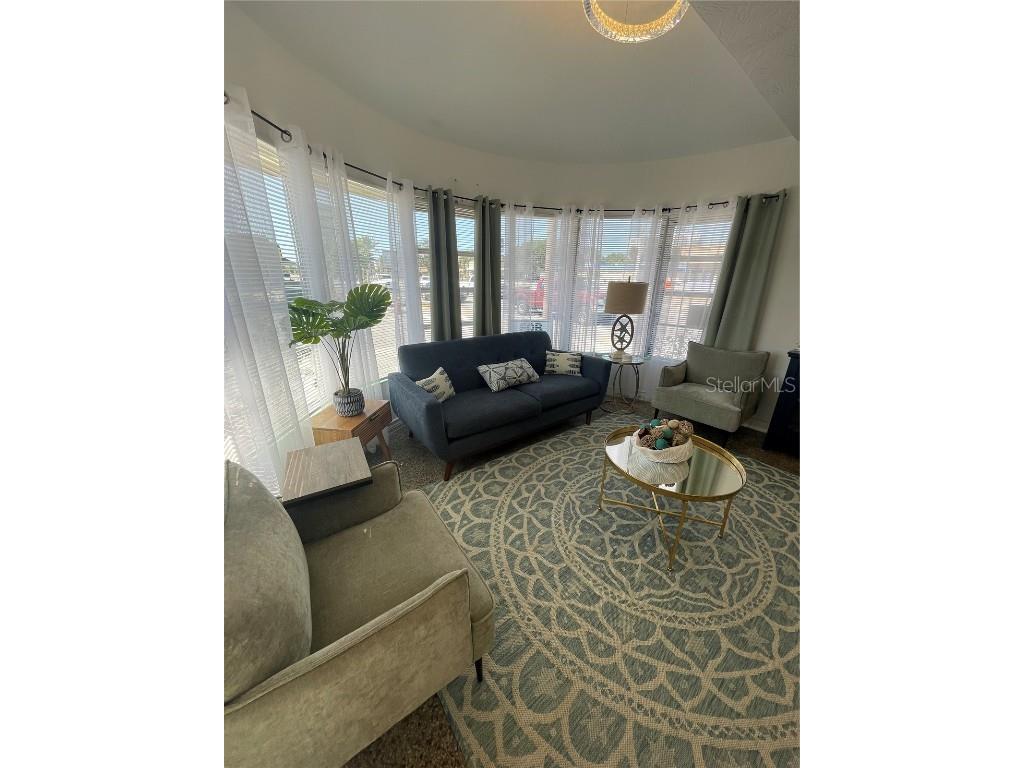 128 Ridgewood Avenue Daytona Beach FL 32117 TB8457170 image2