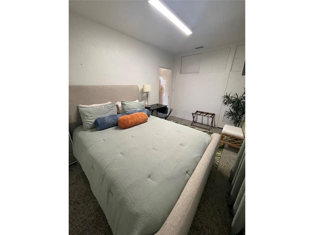 128 Ridgewood Avenue Daytona Beach FL 32117 TB8457170 image22