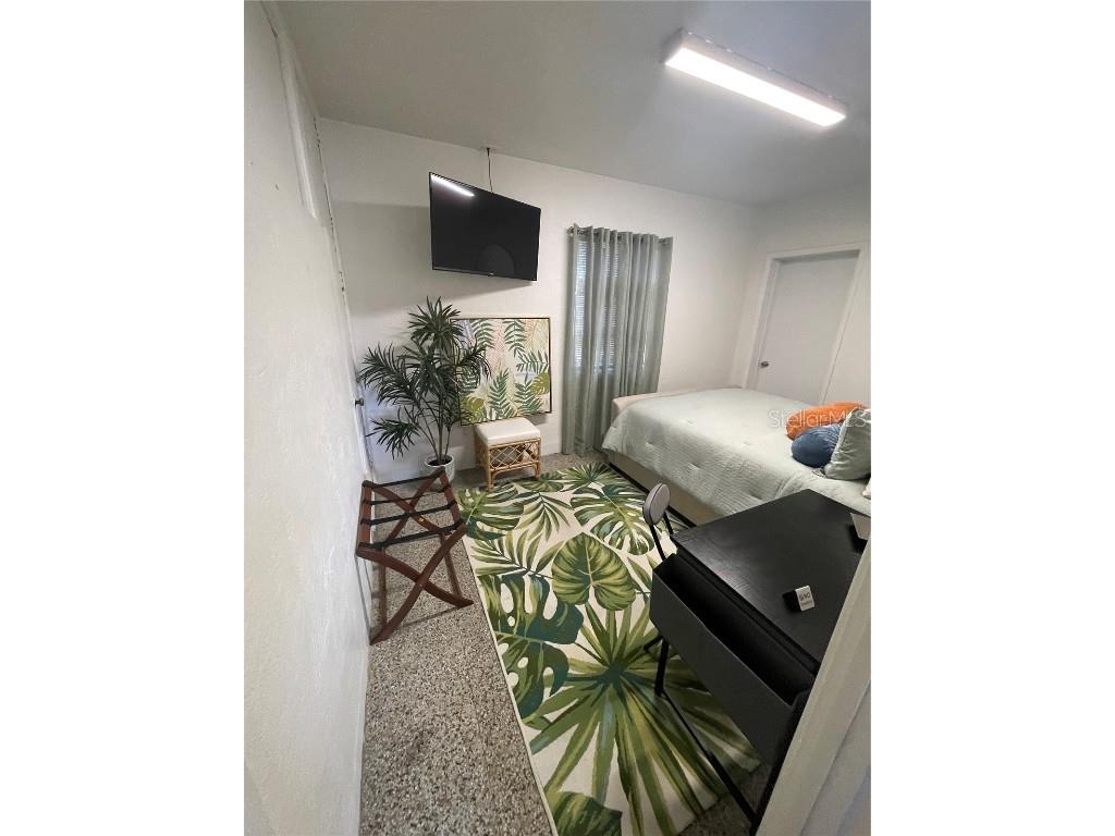 128 Ridgewood Avenue Daytona Beach FL 32117 TB8457170 image23